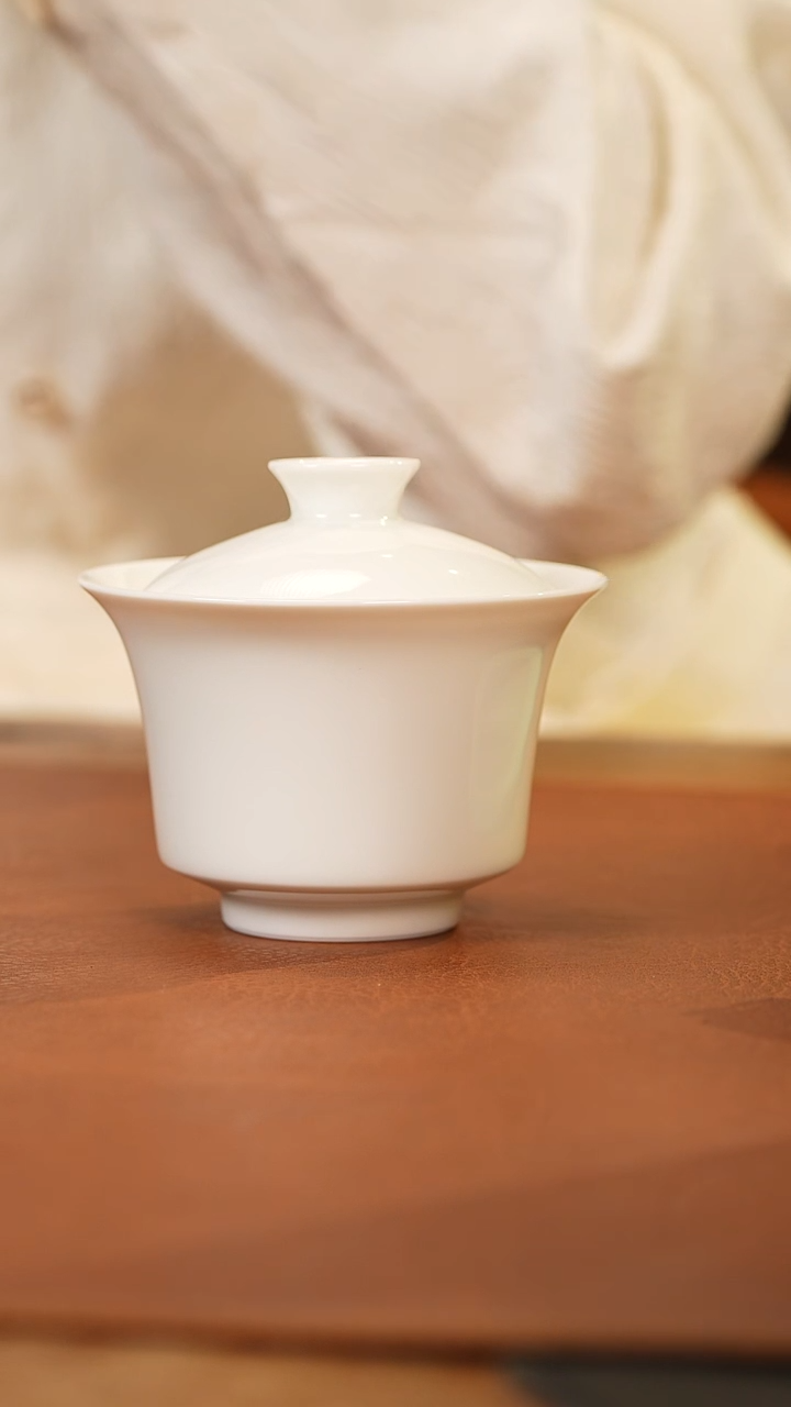 【闪购商品】杯景德镇马蹄盖碗