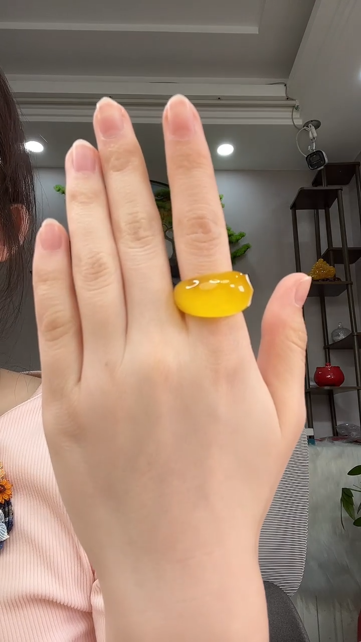 未镶嵌琥珀戒指戒指