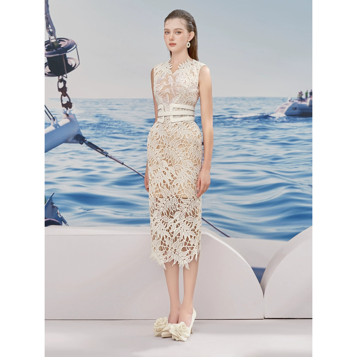 【高高甄选】越南小众镂空高级感礼服修身收腰短袖连衣裙GSEN68018