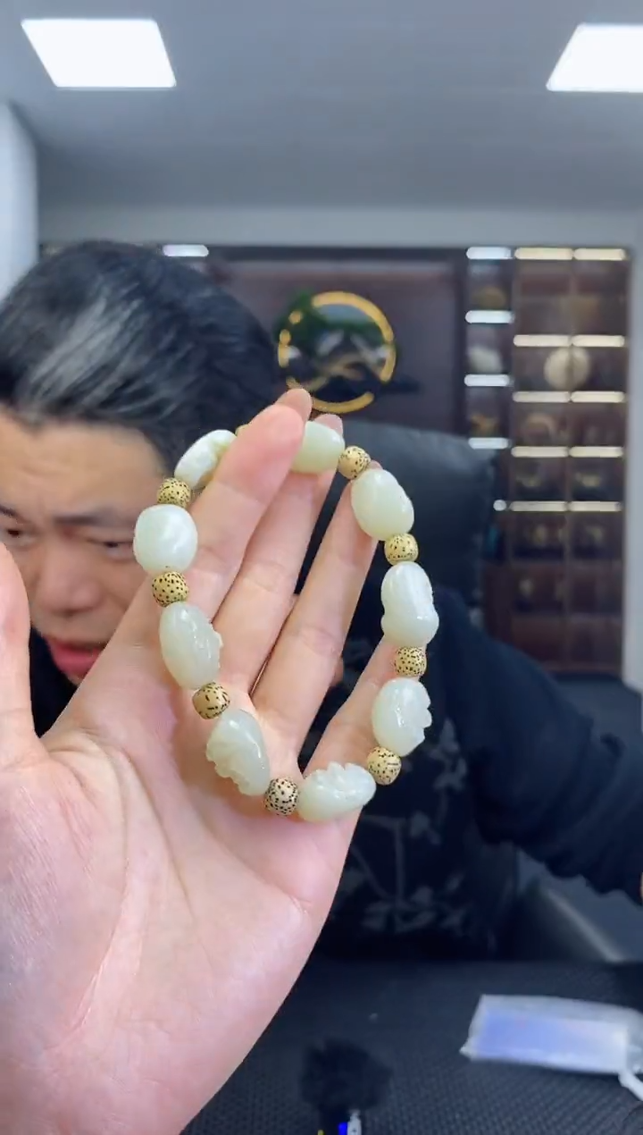 【闪购商品】和田玉手串未镶嵌罗汉清货2