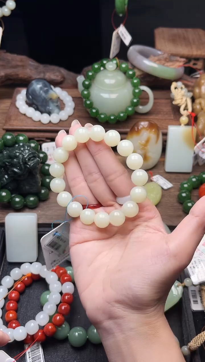 手串未镶嵌和田玉卡12若羌浅黄 圆珠9010728