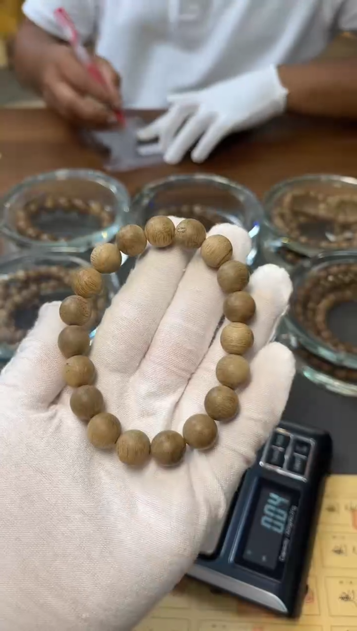 手串沉香柬埔寨1.1/8克天然沉香