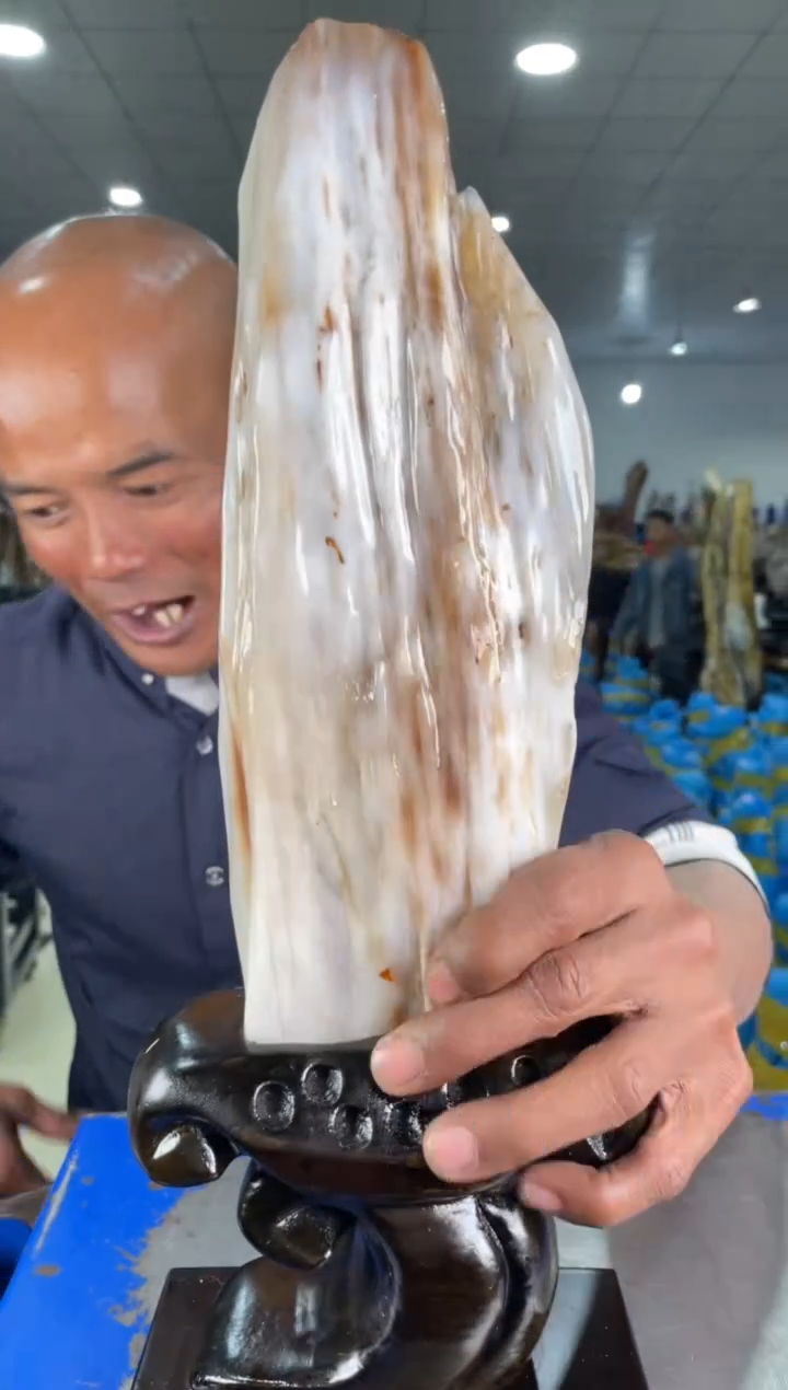 【闪购商品】硅化玉摆件未镶嵌17