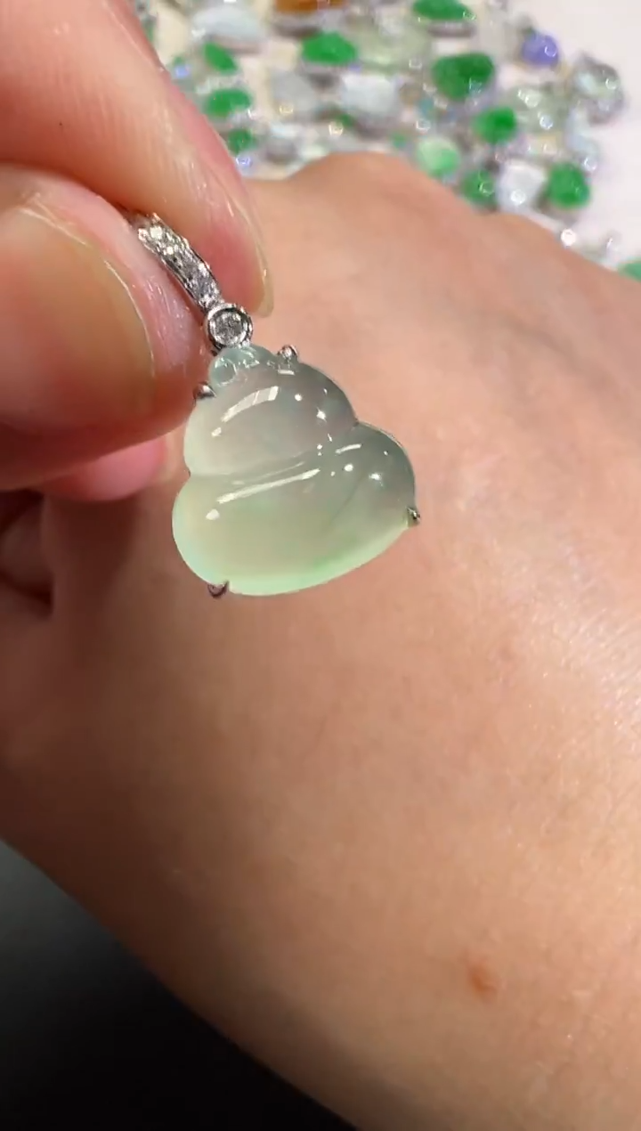 吊坠(不含链)18K金镶嵌翡翠B350|3980