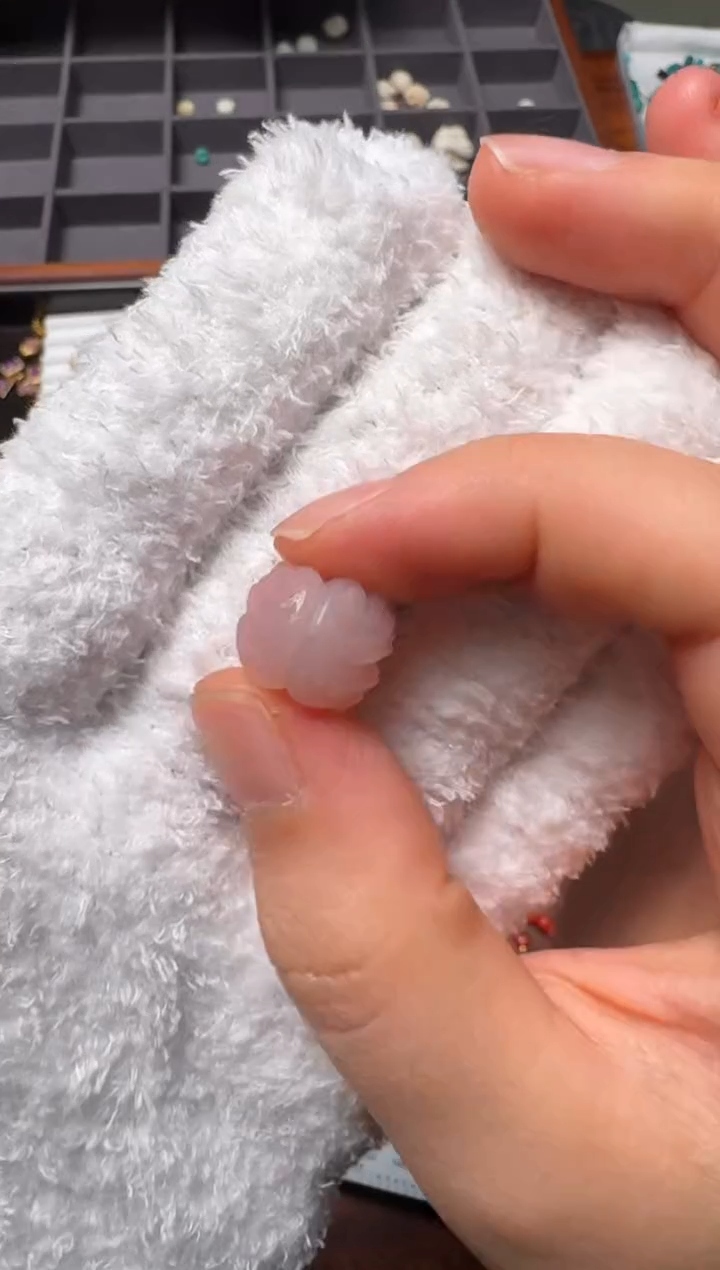 未镶嵌颈饰玛瑙/玉髓雕刻卡环配饰