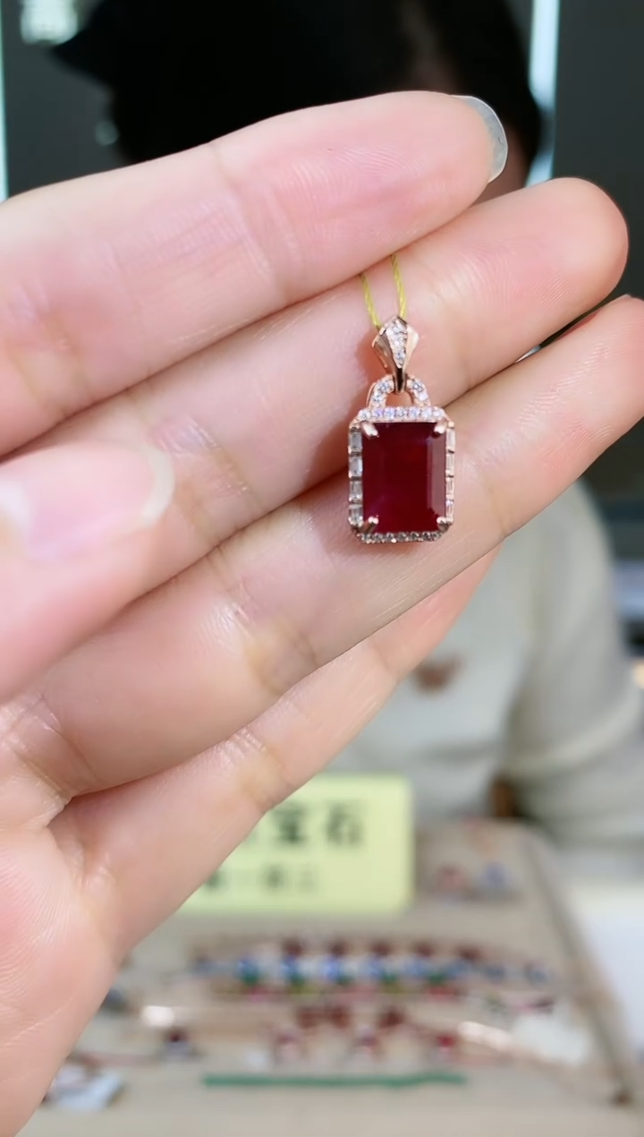 【闪购商品】红宝石颈饰银S925镶嵌颈饰