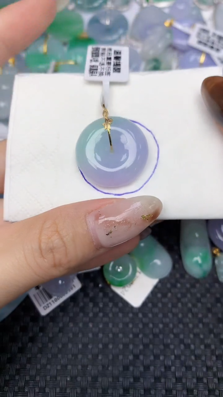 颈饰18K金镶嵌翡翠天然缅甸翡翠a货百元以上9元证书费自理