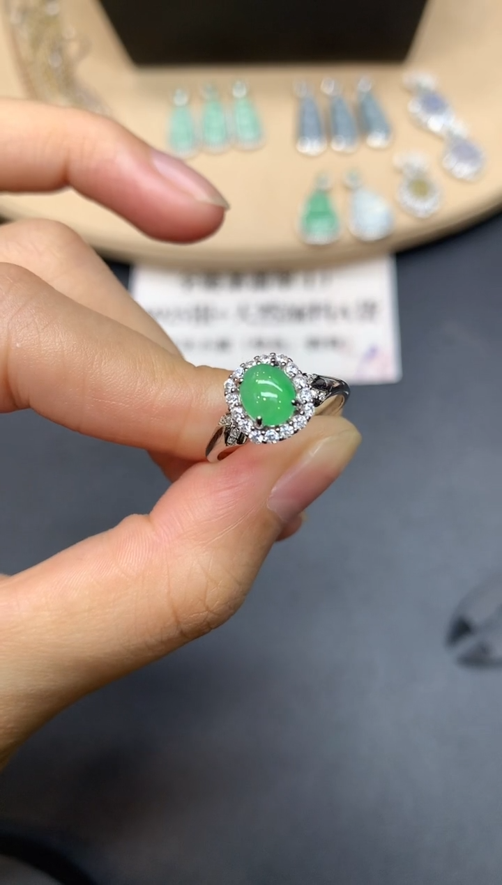 【闪购商品】翡翠戒指银S925镶嵌蛋面【无服务费】