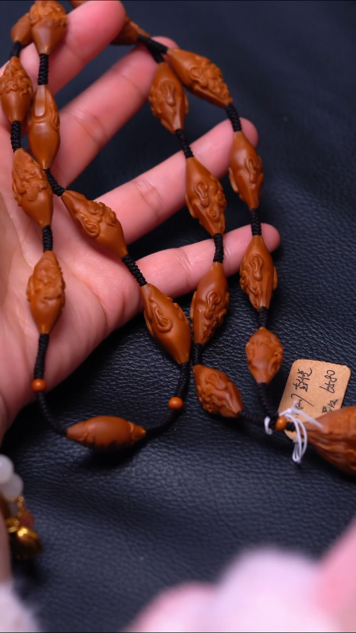 【闪购商品】橄榄核手串/手链十八罗汉