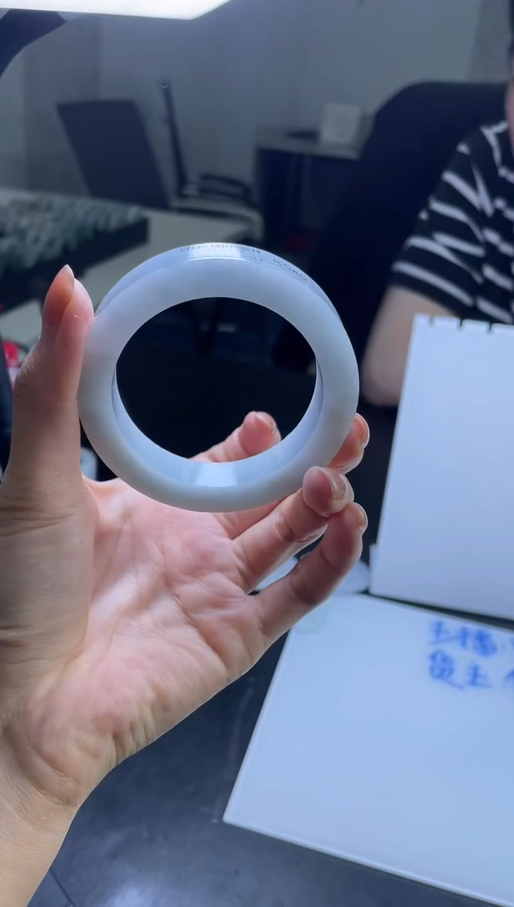 【闪购商品】定制翡翠手镯未镶嵌手镯