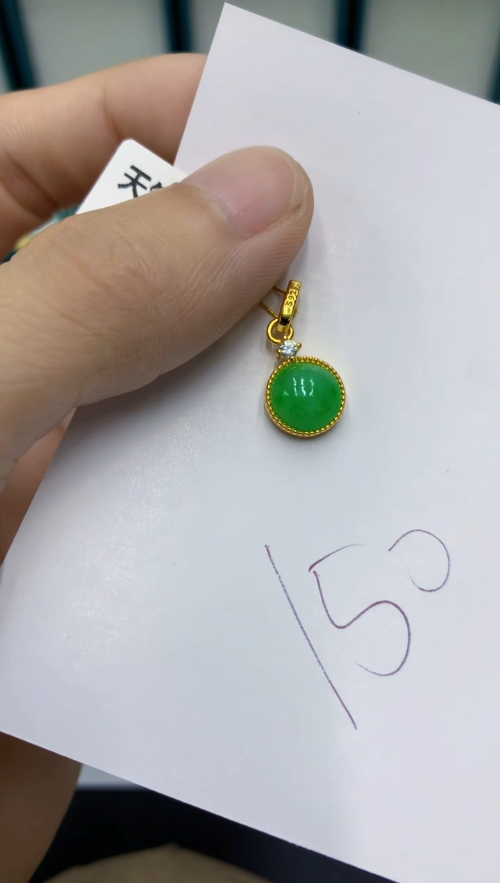 颈饰未镶嵌翡翠翡翠