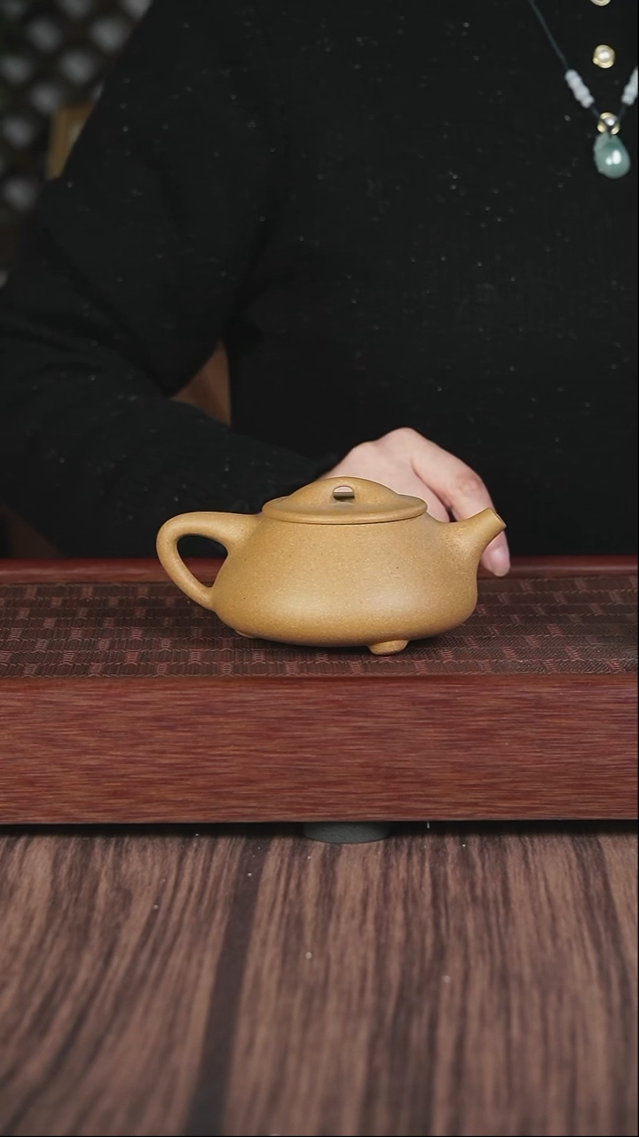 【闪购商品】紫砂茶壶粗砂  黄金段   石瓢