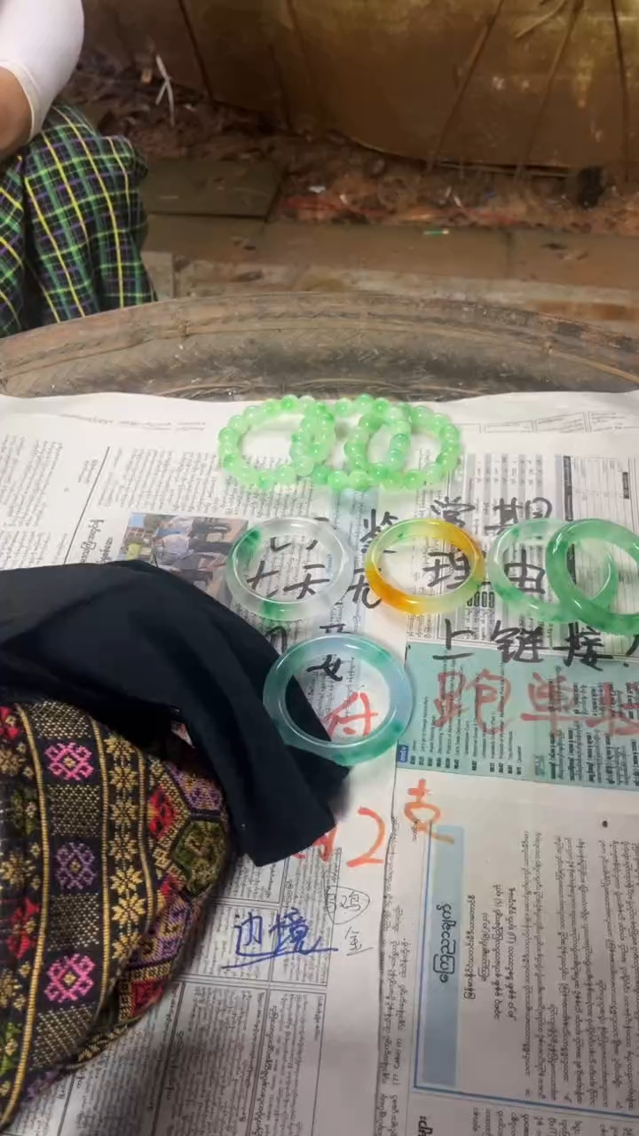 非金属珐琅清*景玉手镯甄选