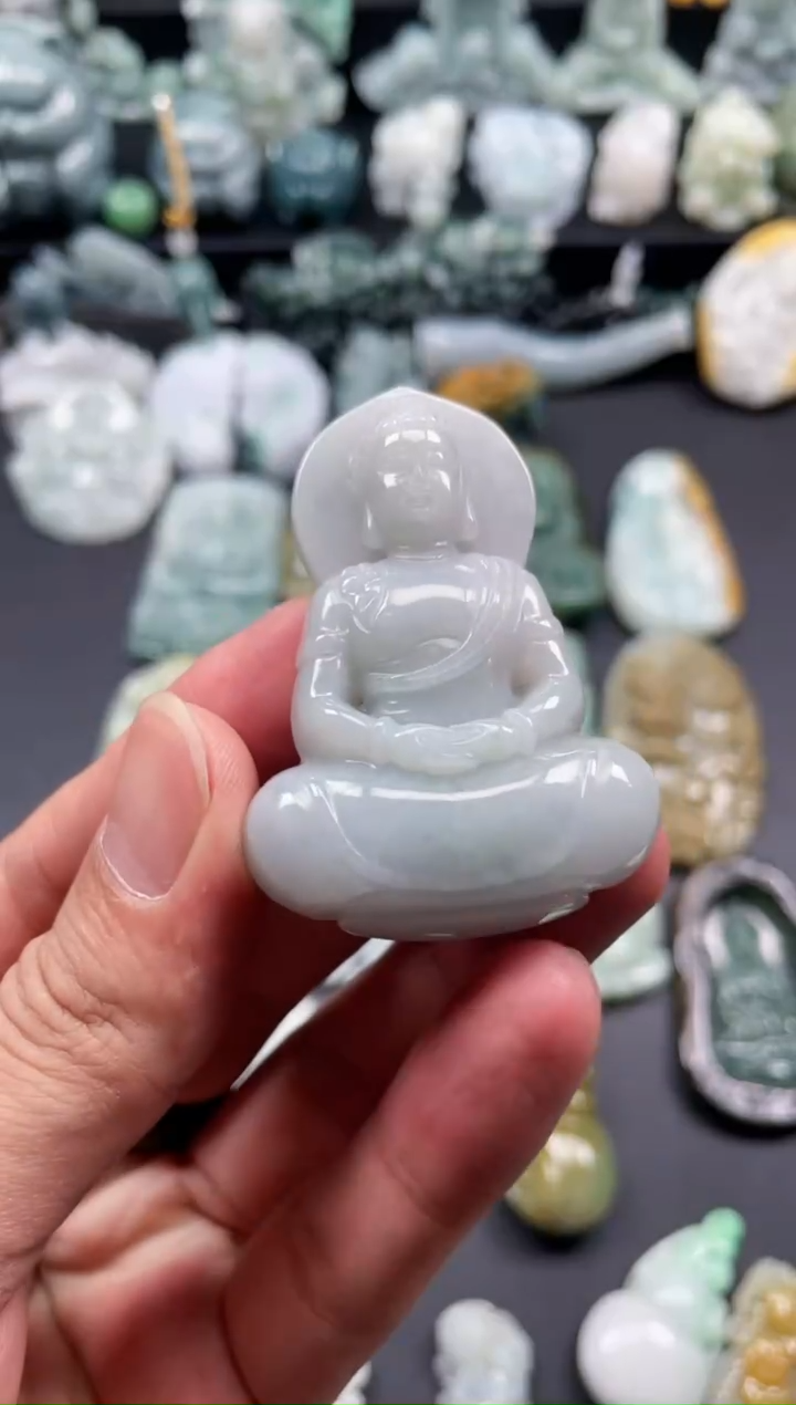 颈饰未镶嵌翡翠3  天然翡翠a货  大日如来