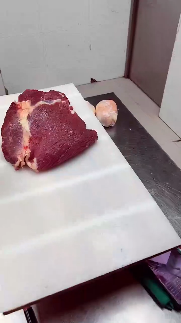 中国大陆食用农产品12个月冰*福利牛肉3.9斤（肉馅）