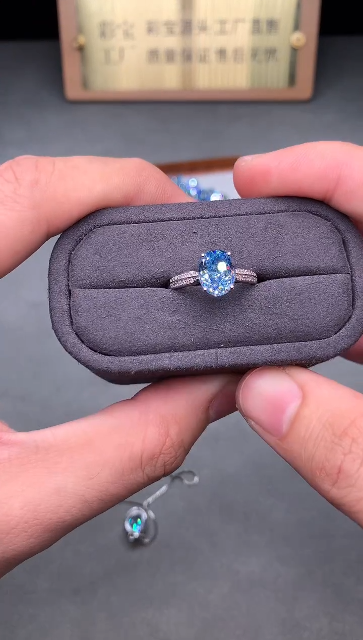 银S925镶嵌戒指海蓝宝石2222