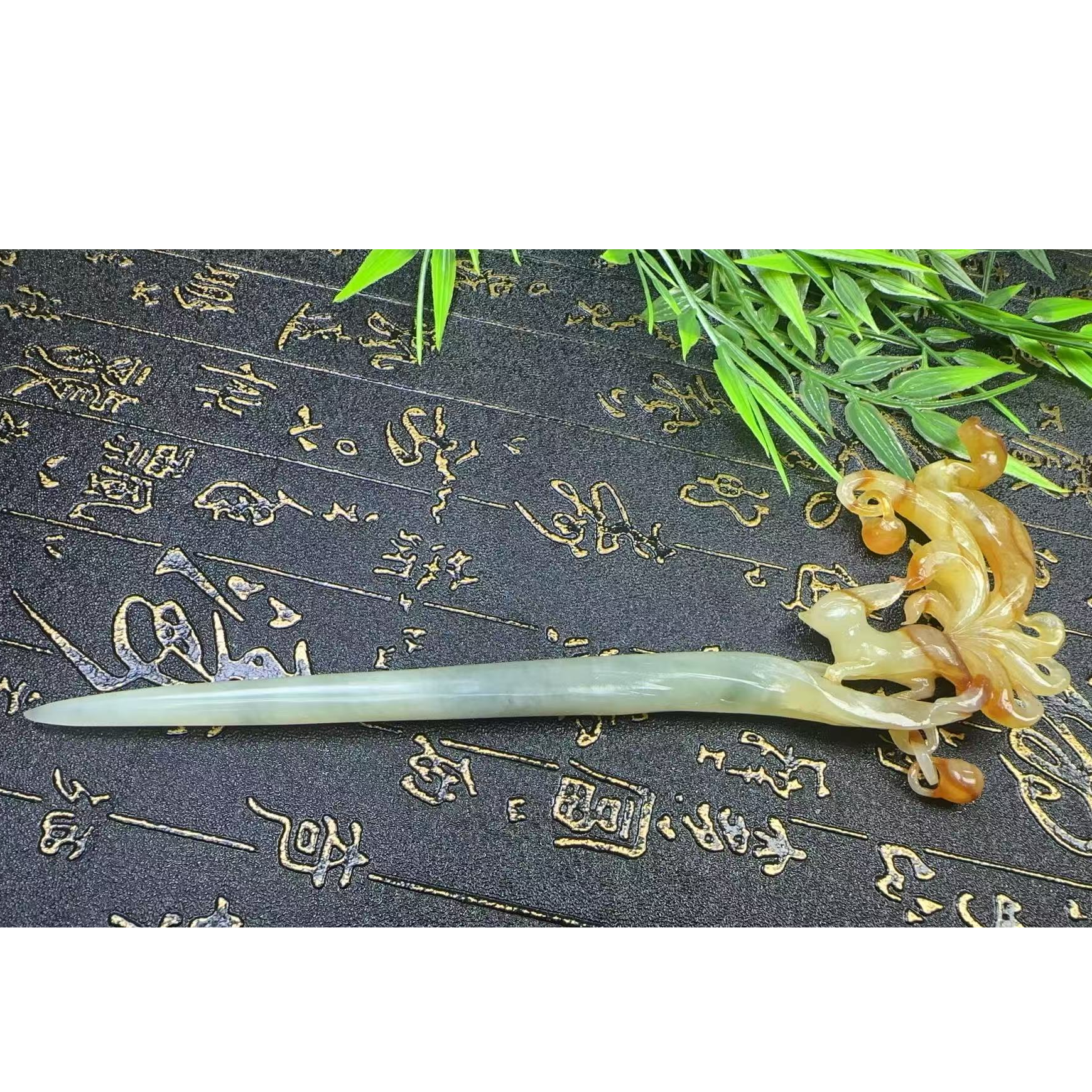 中国四大名玉岫玉花玉九尾狐古风发簪纯手工精工雕刻尺寸20mm