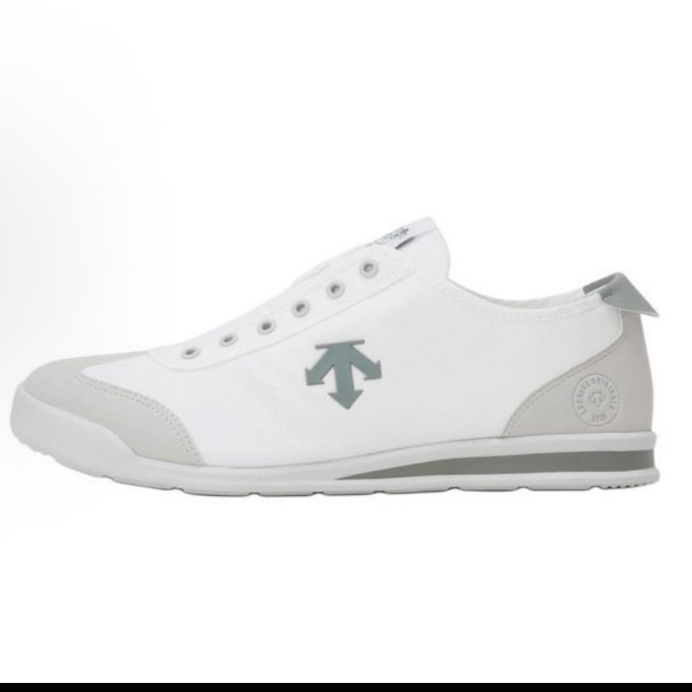 DESCENTE/迪桑特休闲鞋轻便低帮小白鞋平底跑步舒适透气运动LSN12