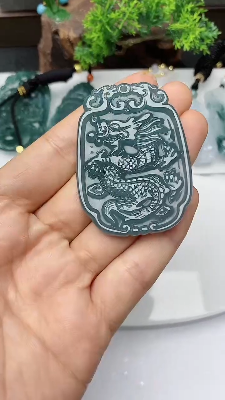 【闪购商品】翡翠颈饰未镶嵌多样性发其一