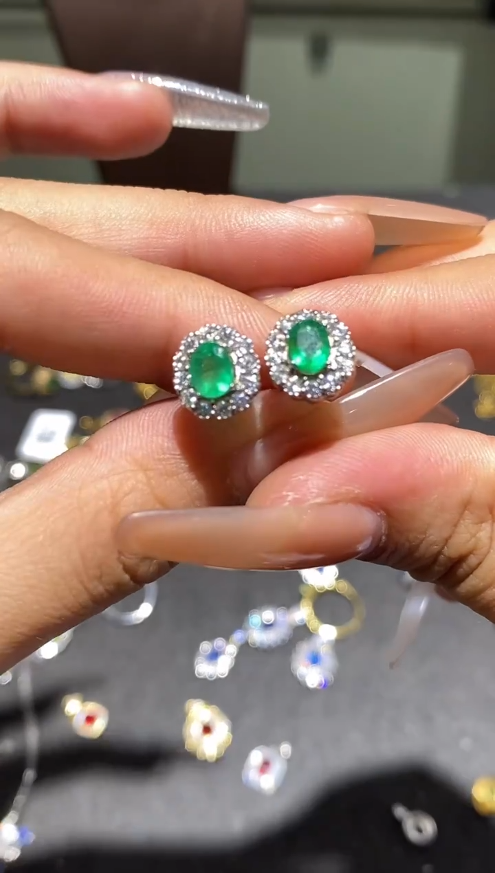 银S925镶嵌耳饰祖母绿耳饰