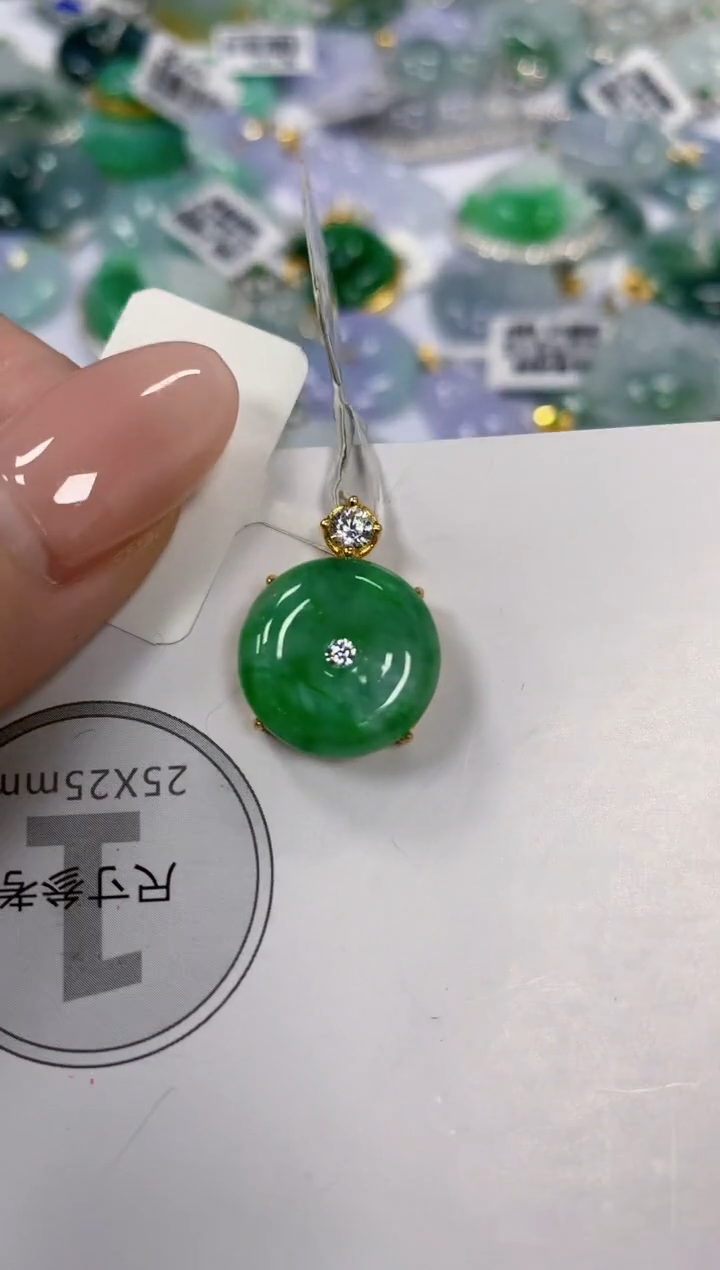 颈饰银S925镶嵌翡翠天然翡翠A货  百元以上9米证书费自理