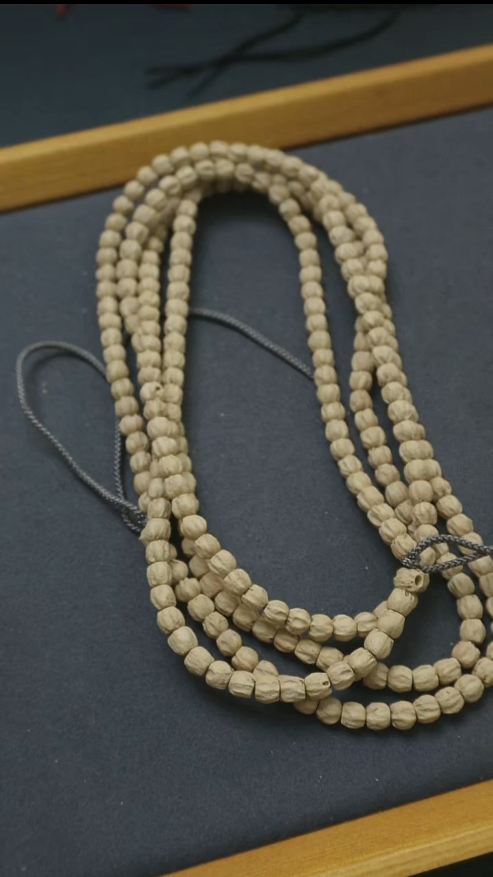 吊坠柏香籽/百香籽12点下播福利