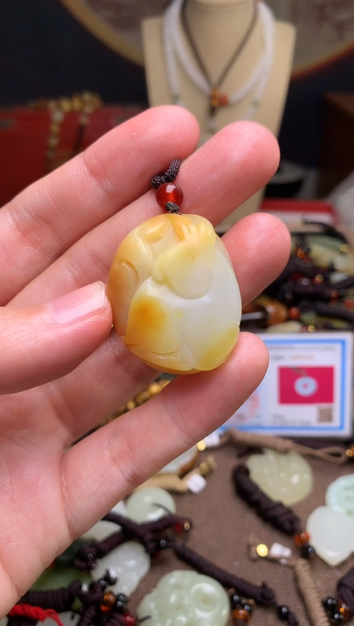 颈饰未镶嵌和田玉新疆料青海料清水和田玉吊坠