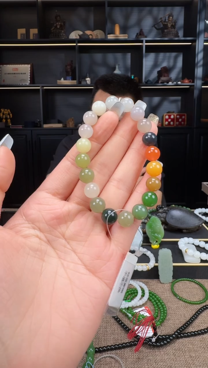 和田玉未镶嵌颈饰10mm多宝手串