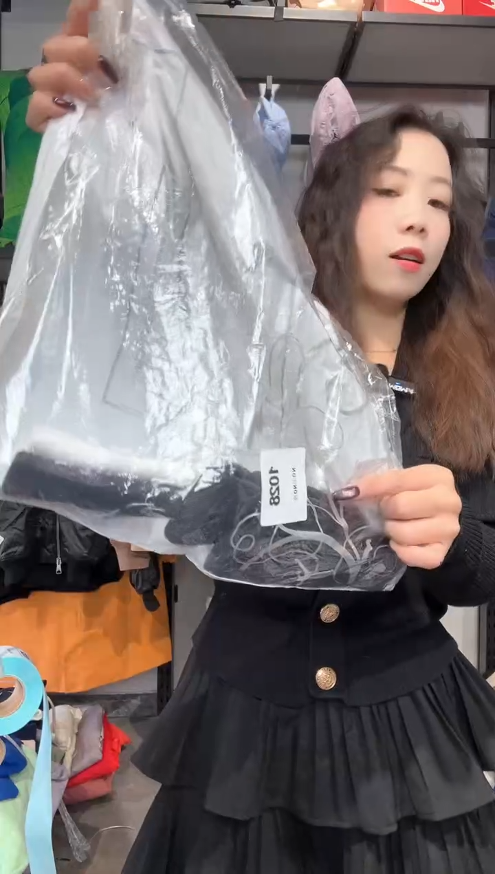 1028编码 瑕疵款直播间过款为准 尺码 发带护腕随机发