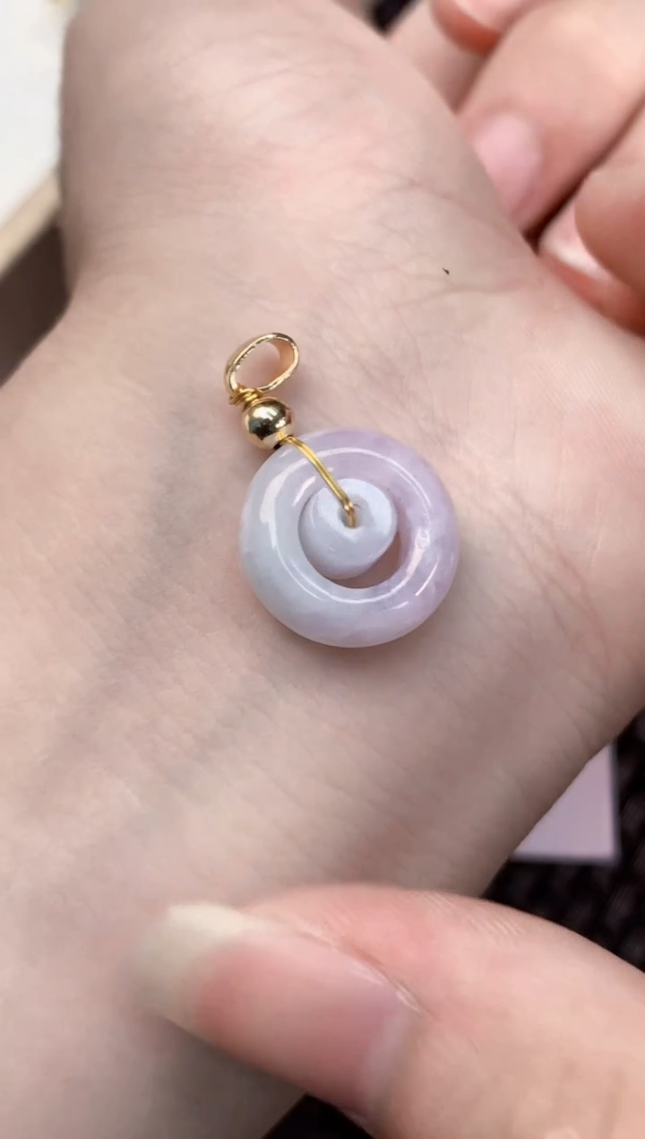 翡翠未镶嵌颈饰        1