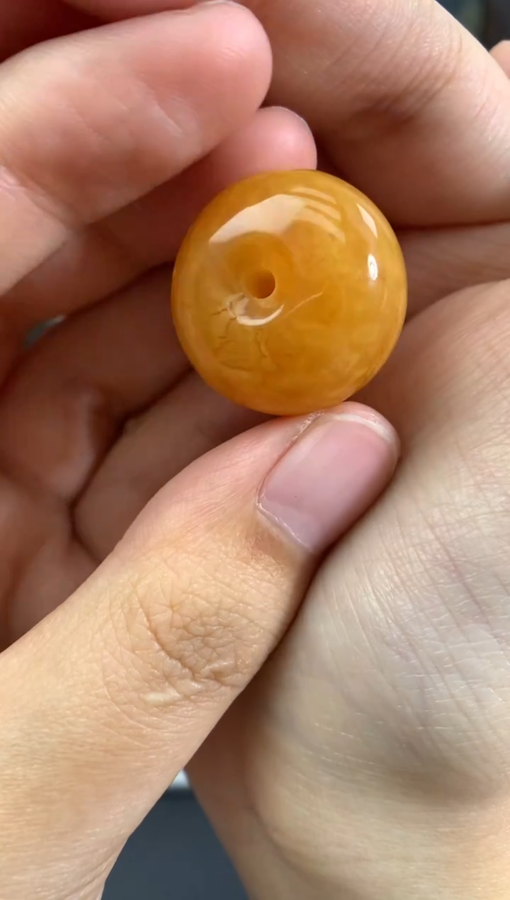 蜜蜡未镶嵌珠宝奇石1