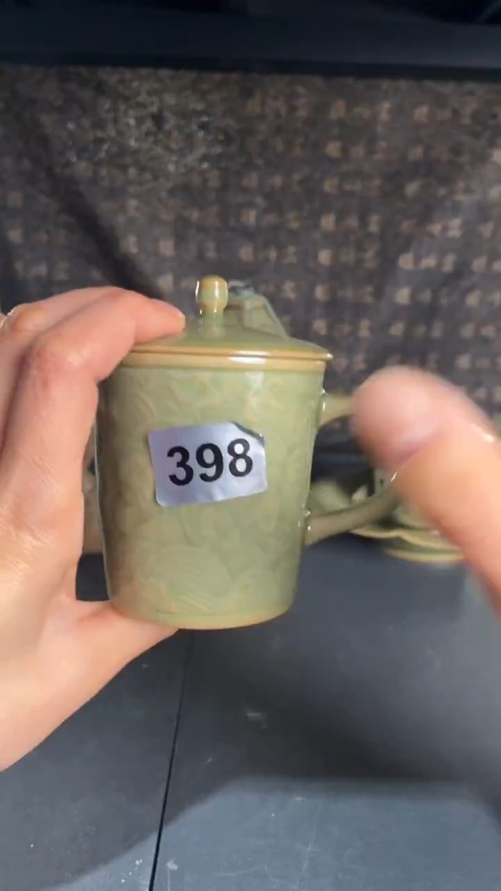 耀州窑仰山青釉落花流水咖啡杯微瑕