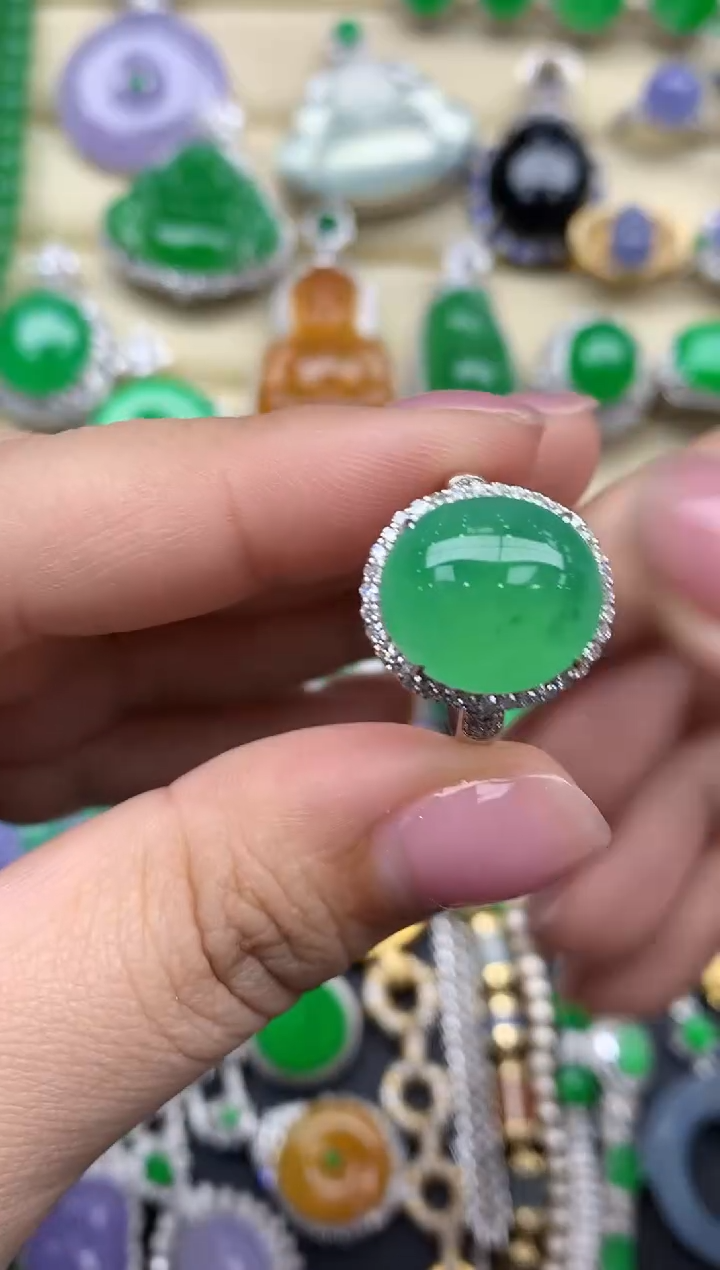 【闪购商品】翡翠戒指18K金镶嵌679-中国好珍宝