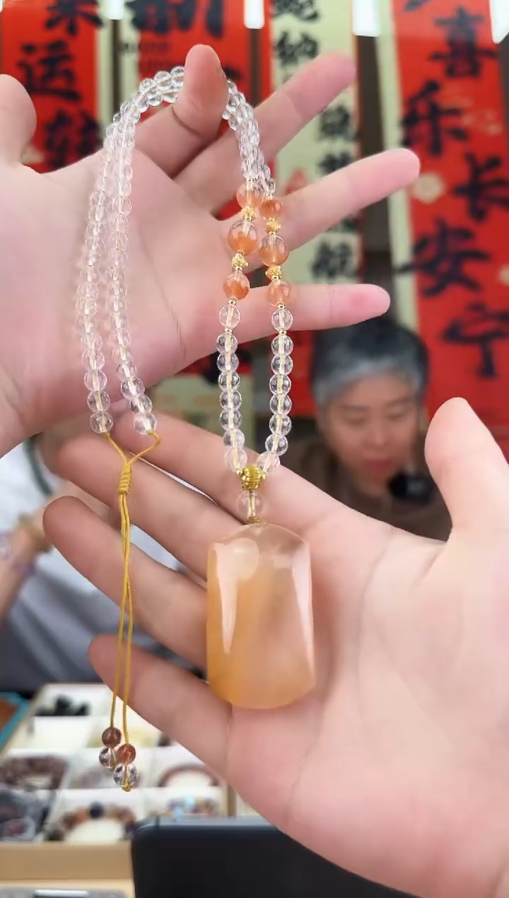 【闪购商品】水晶项链未镶嵌兔毛