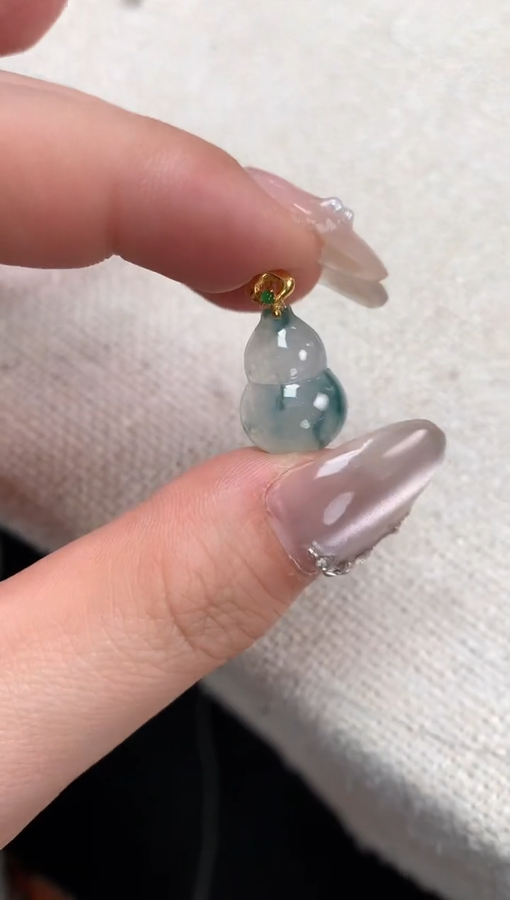 【闪购商品】翡翠吊坠(不含链)18K金镶嵌葫芦