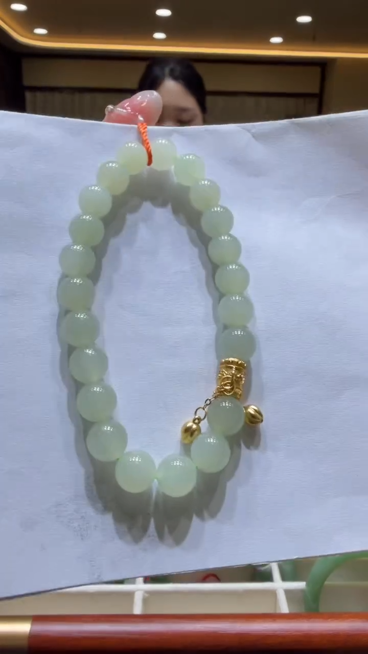 颈饰未镶嵌和田玉手串