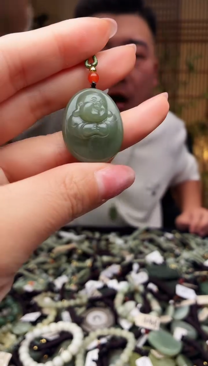 颈饰未镶嵌和田玉多样性发货，拍一发一