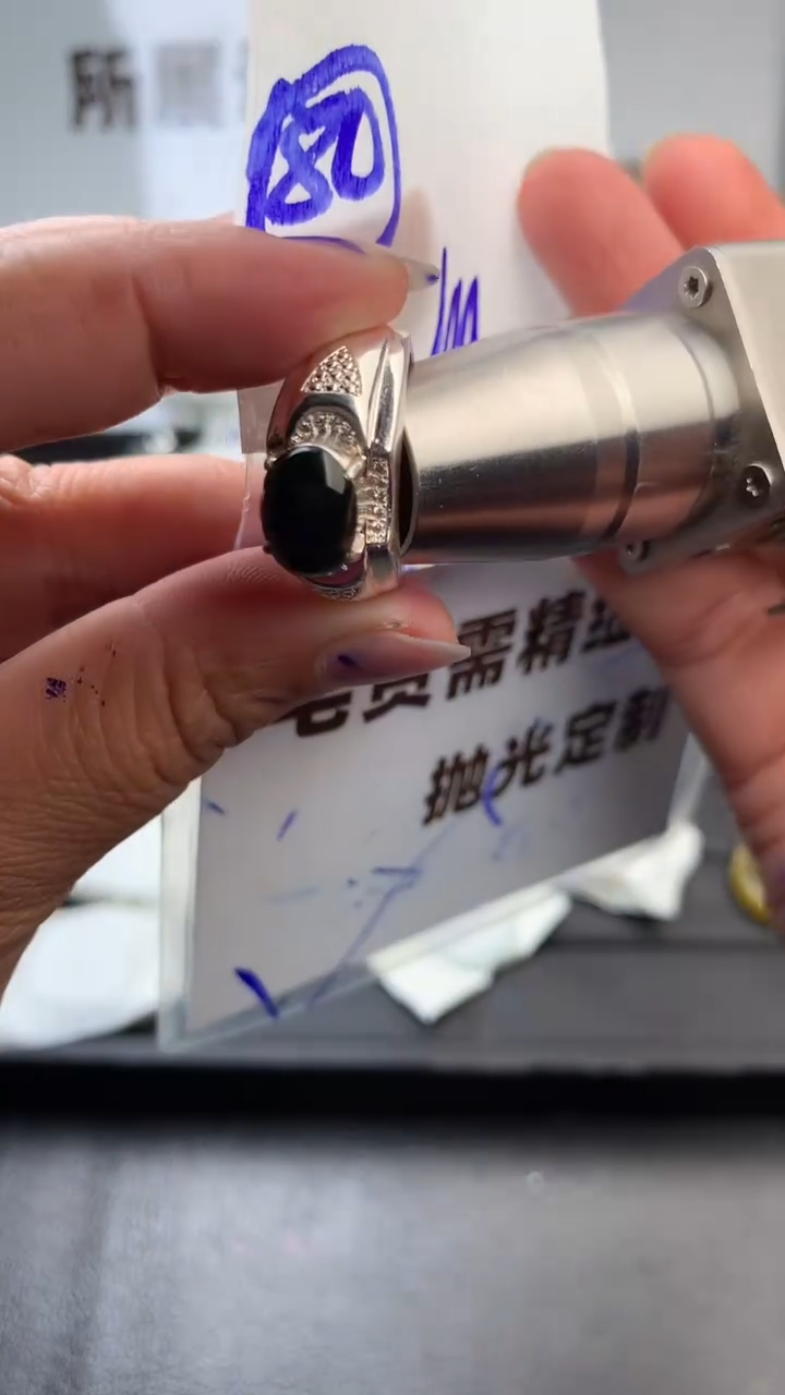 【闪购商品】定制翡翠合金毛货需抛光多样性拍一发一