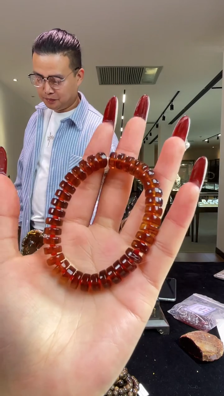 琥珀颈饰未镶嵌缅甸琥珀药片珠手串