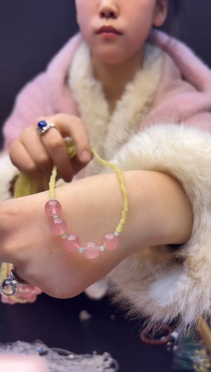 水晶摆件未镶嵌天然草莓晶项链