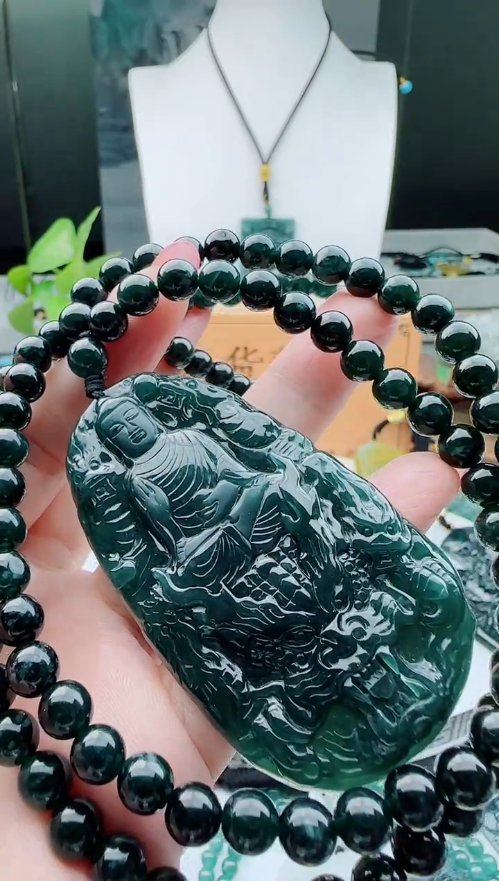 【闪购商品】翡翠颈饰未镶嵌11111111