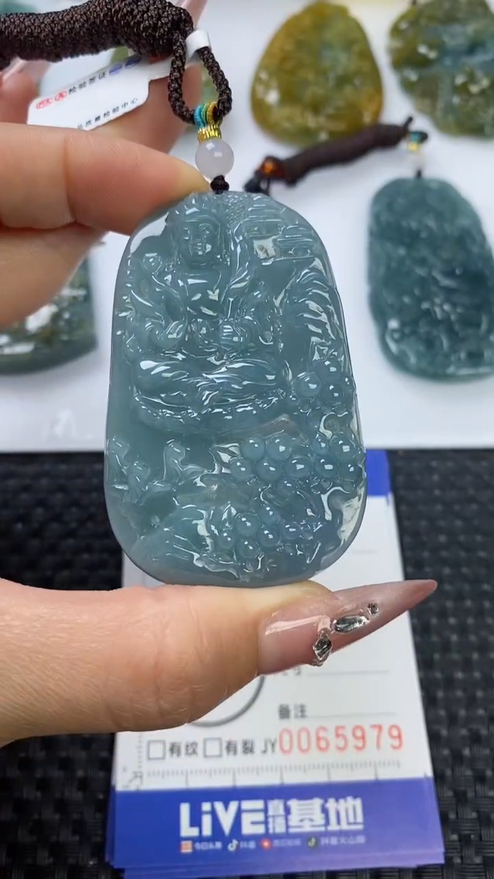 【闪购商品】翡翠颈饰未镶嵌111111111111111