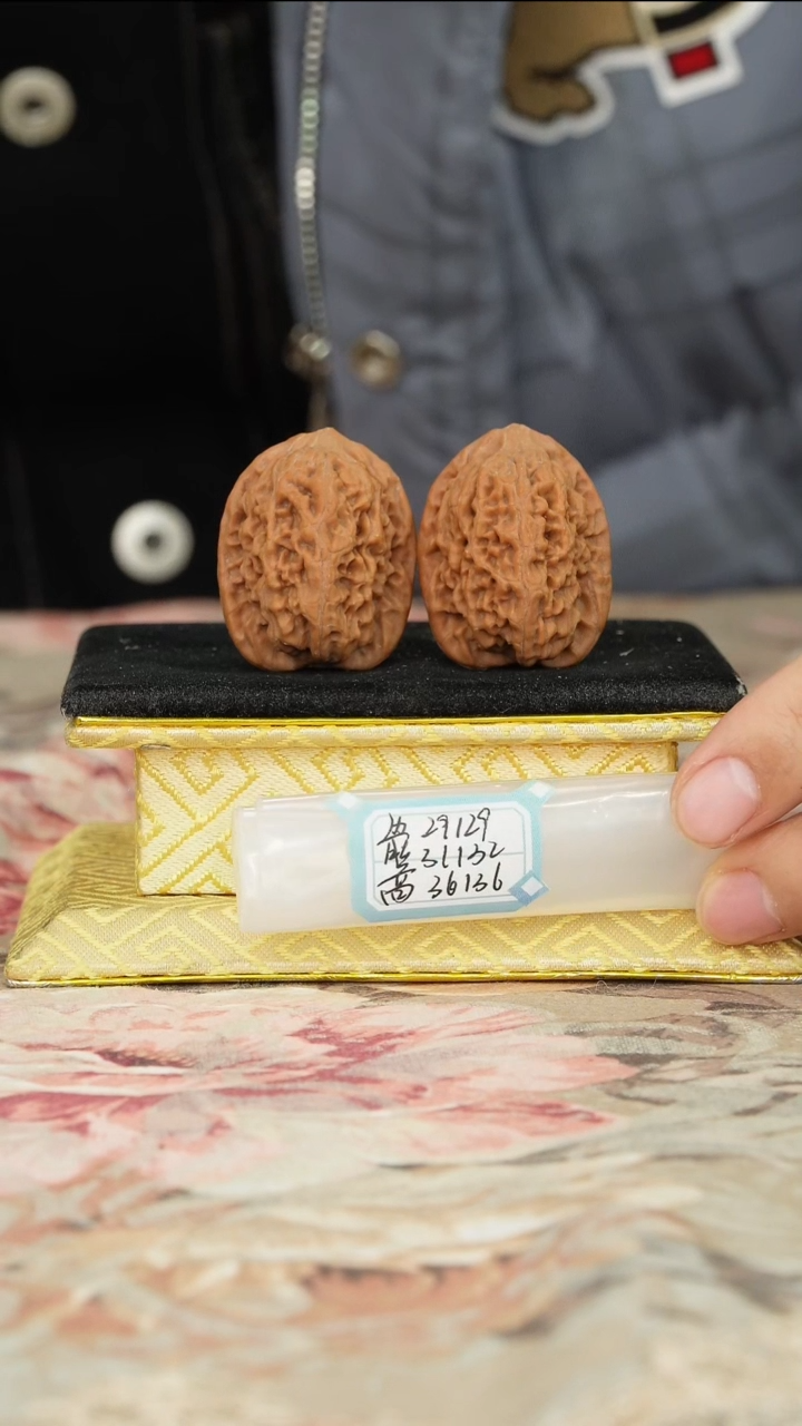 【闪购商品】文玩核桃把件非嫁接将军榜