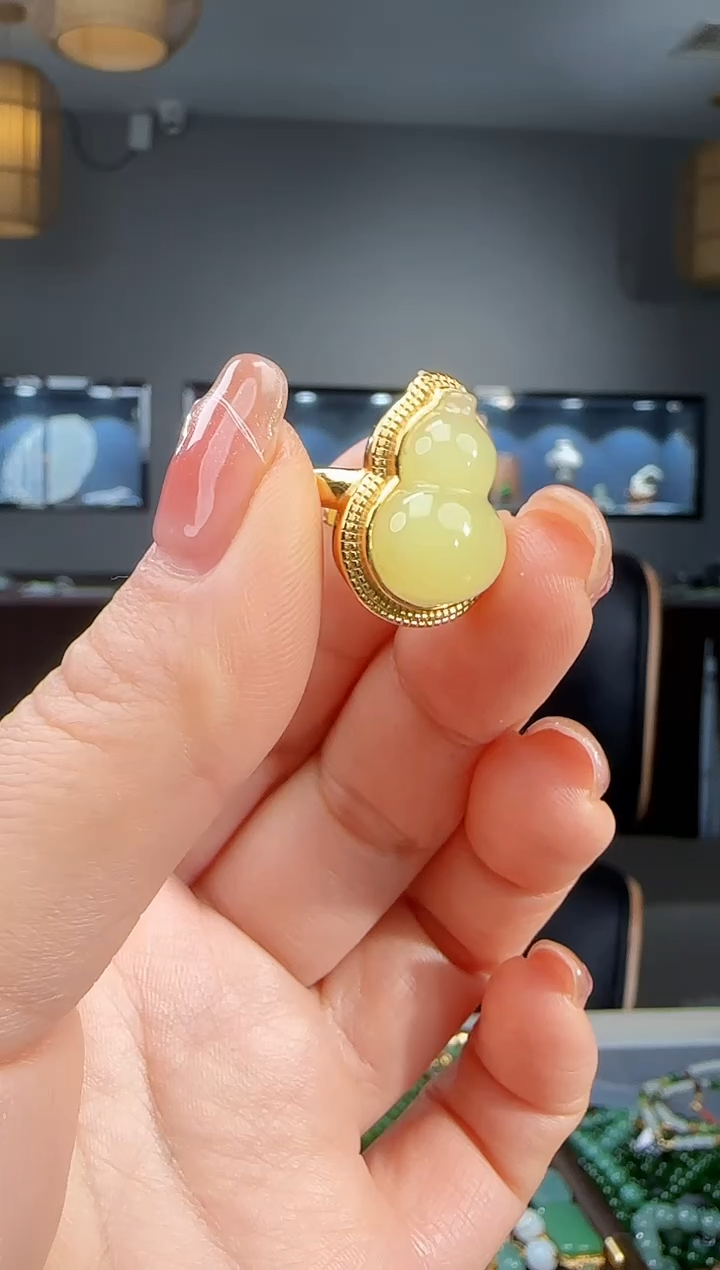 银S925镶嵌戒指和田玉1