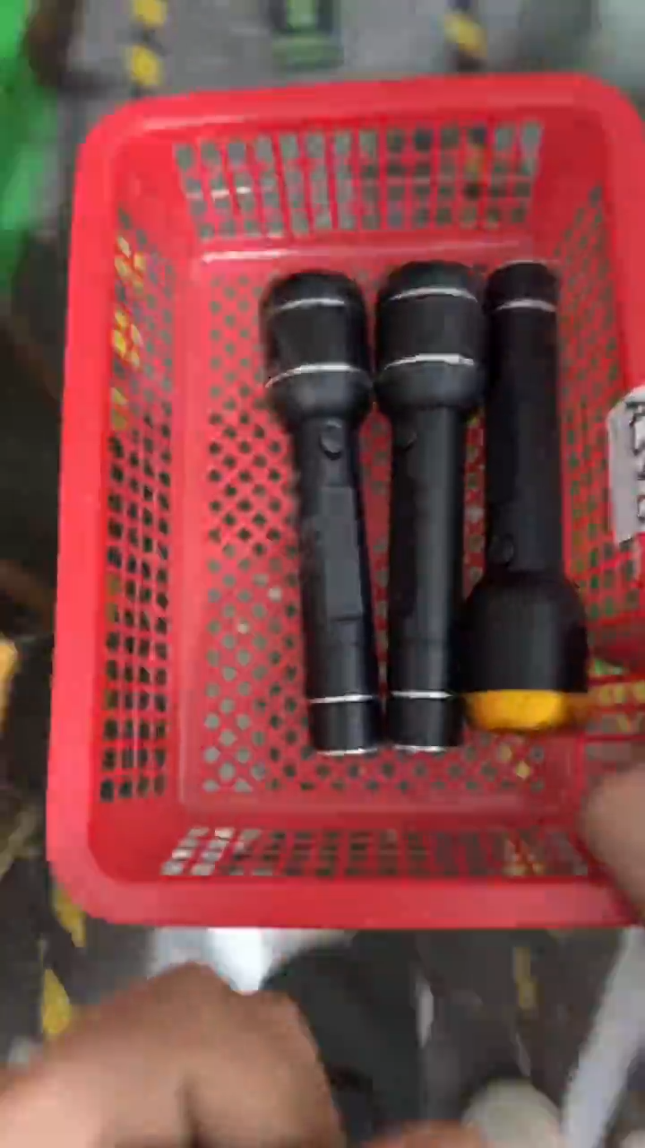 A460定焦18650款光杯有裂开发三只颜色随机