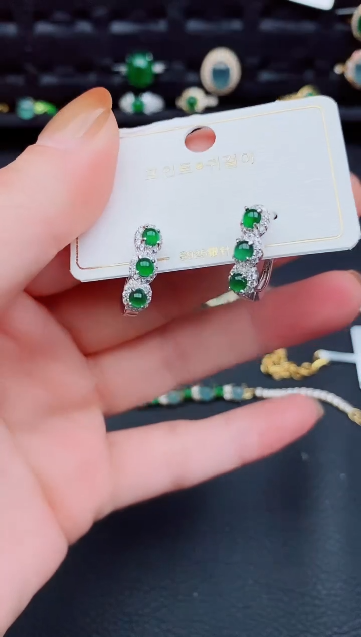 【闪购商品】翡翠耳饰银S925镶嵌天然a货翡翠591