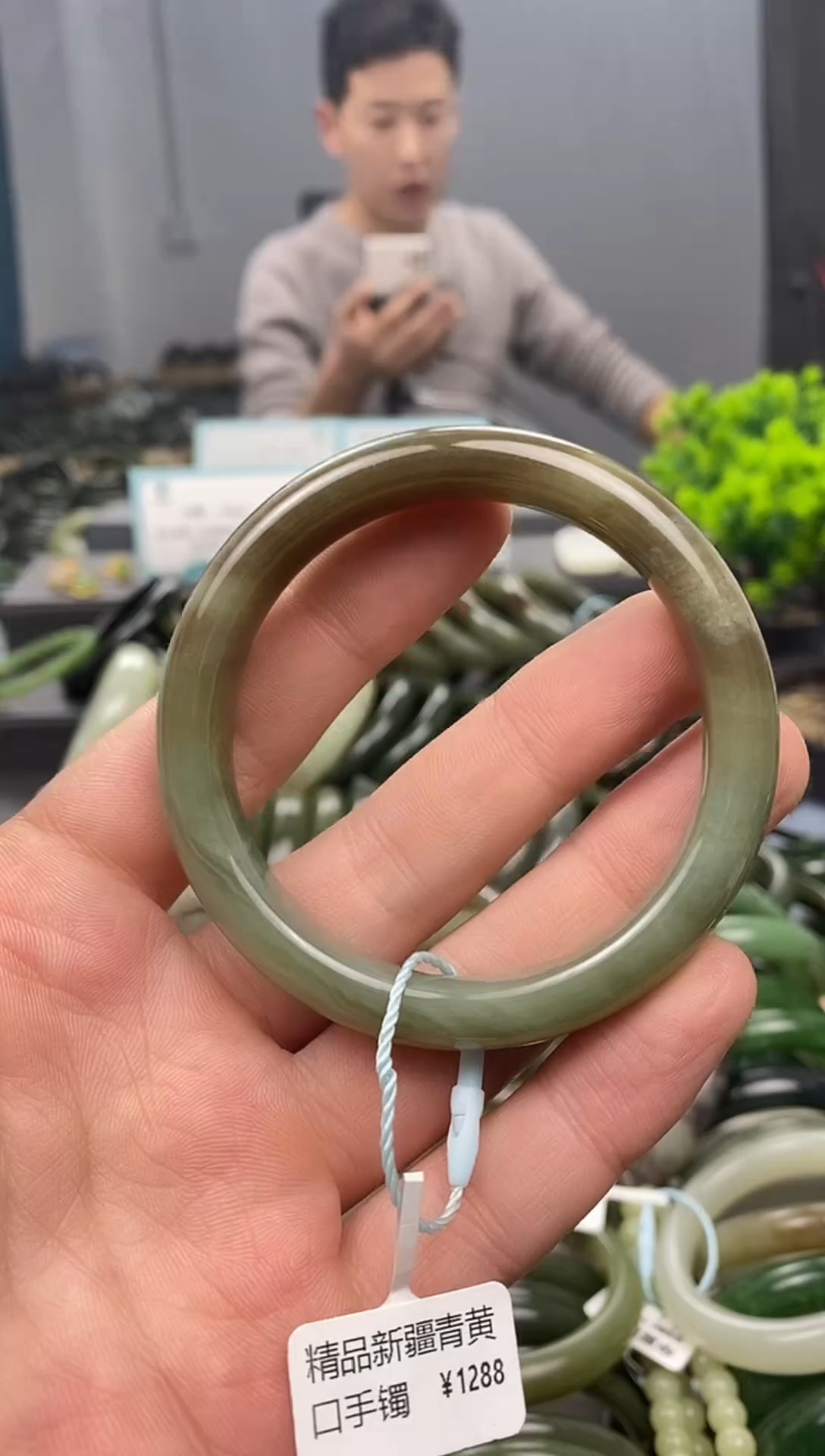 未镶嵌手镯和田玉54.4