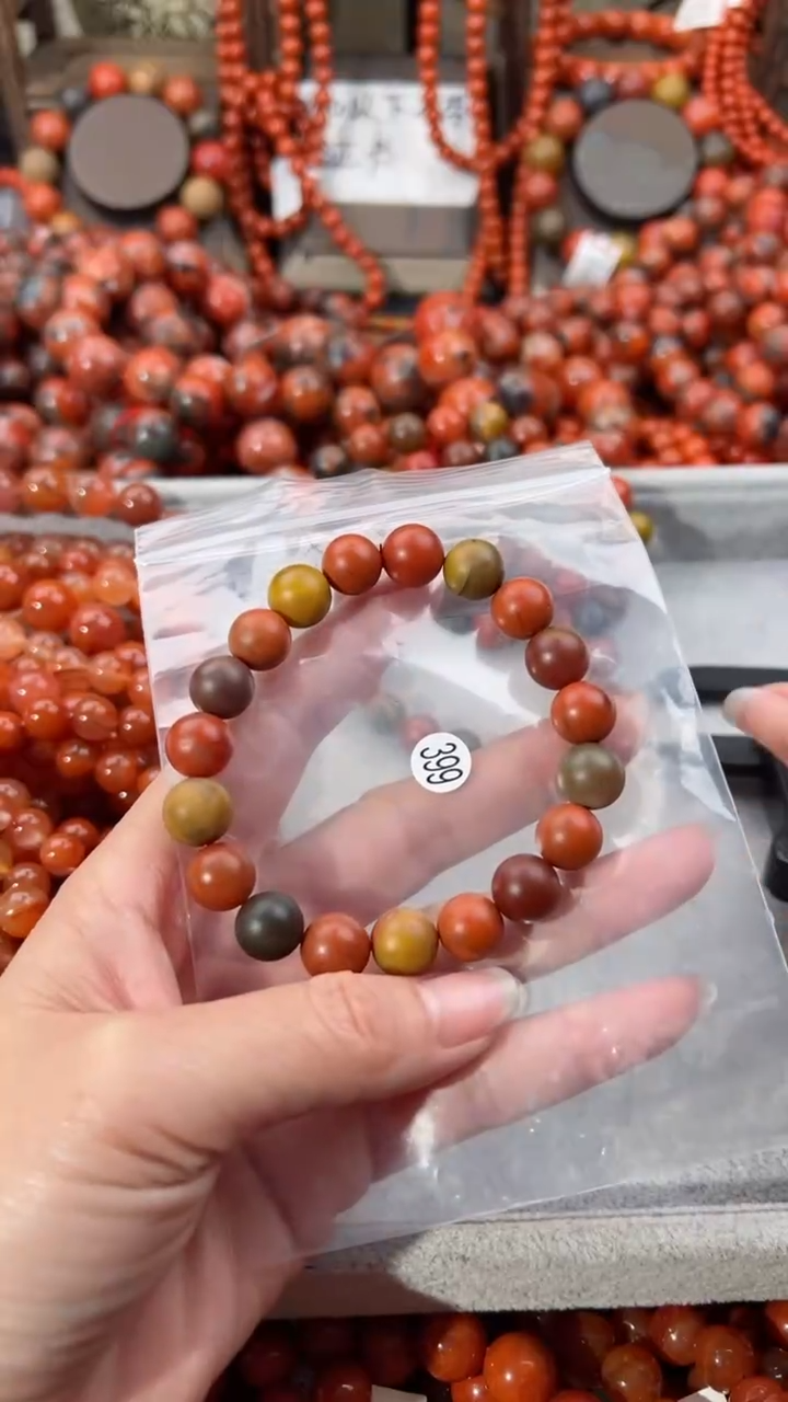 南红玛瑙未镶嵌手串1