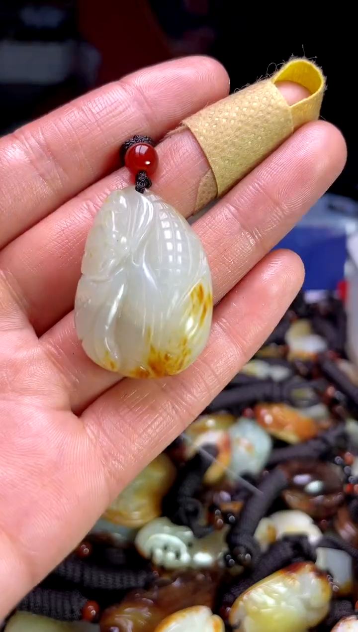 【闪购商品】和田玉颈饰未镶嵌1