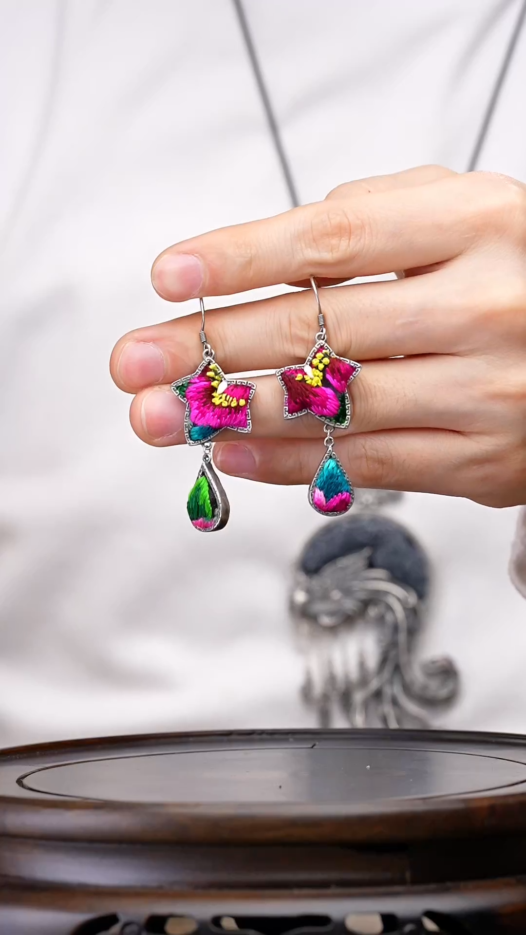 【闪购商品】刺绣黔东南苗族刺绣A191